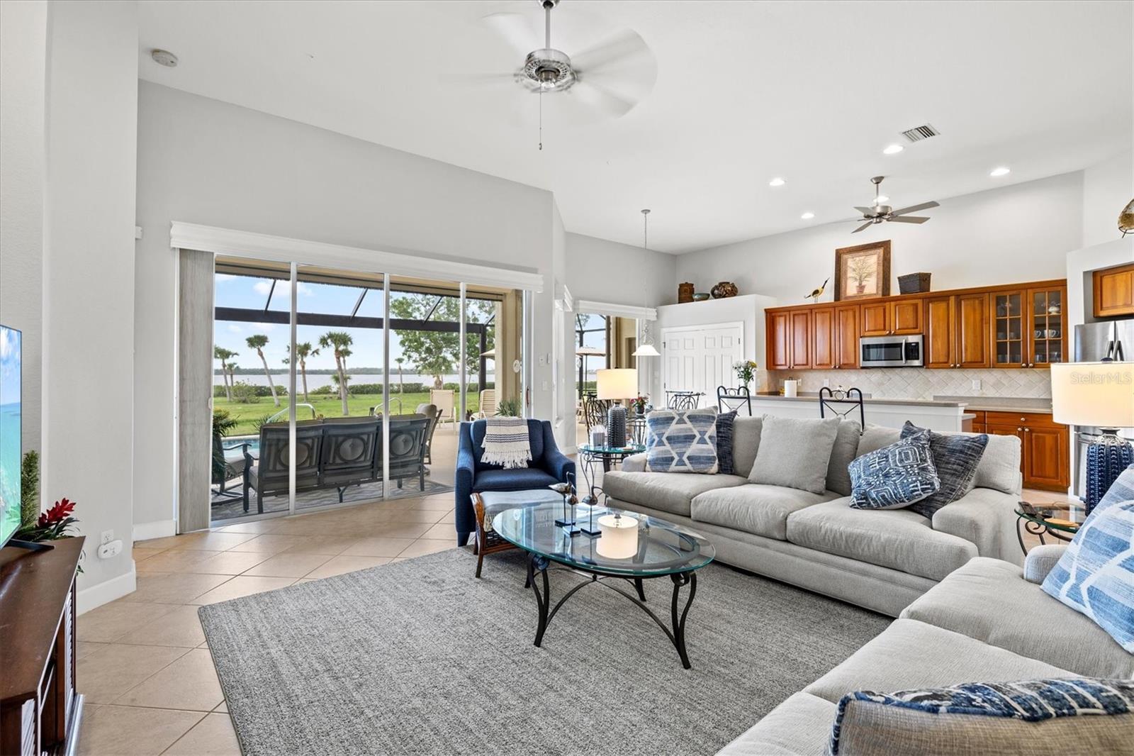 RIVERWOOD - Residential