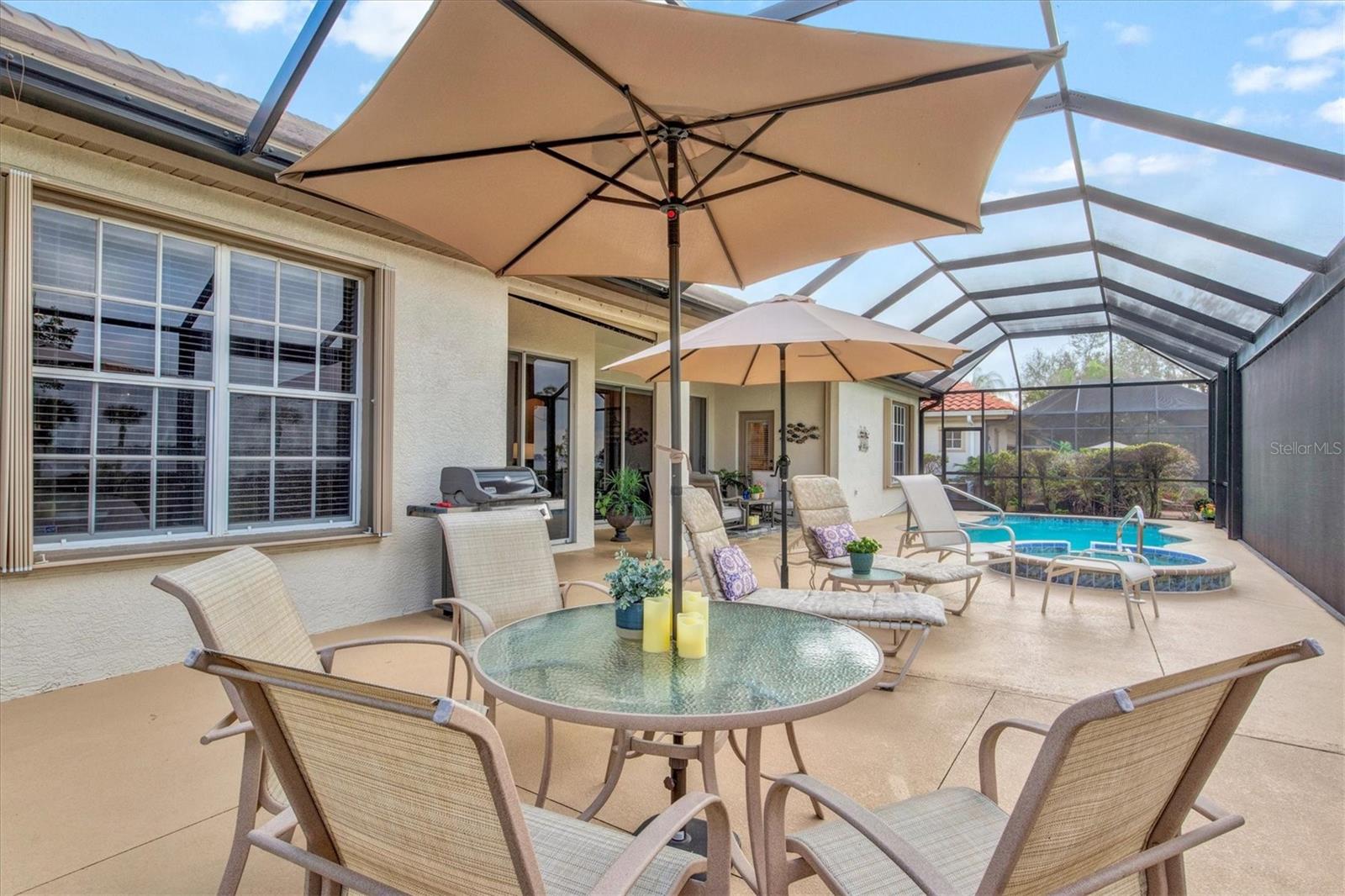 RIVERWOOD - Residential