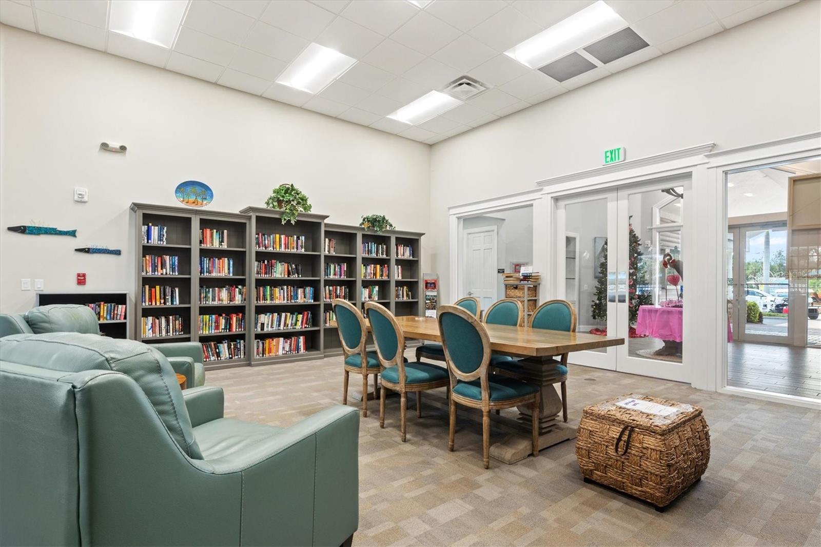 RIVERWOOD - Residential