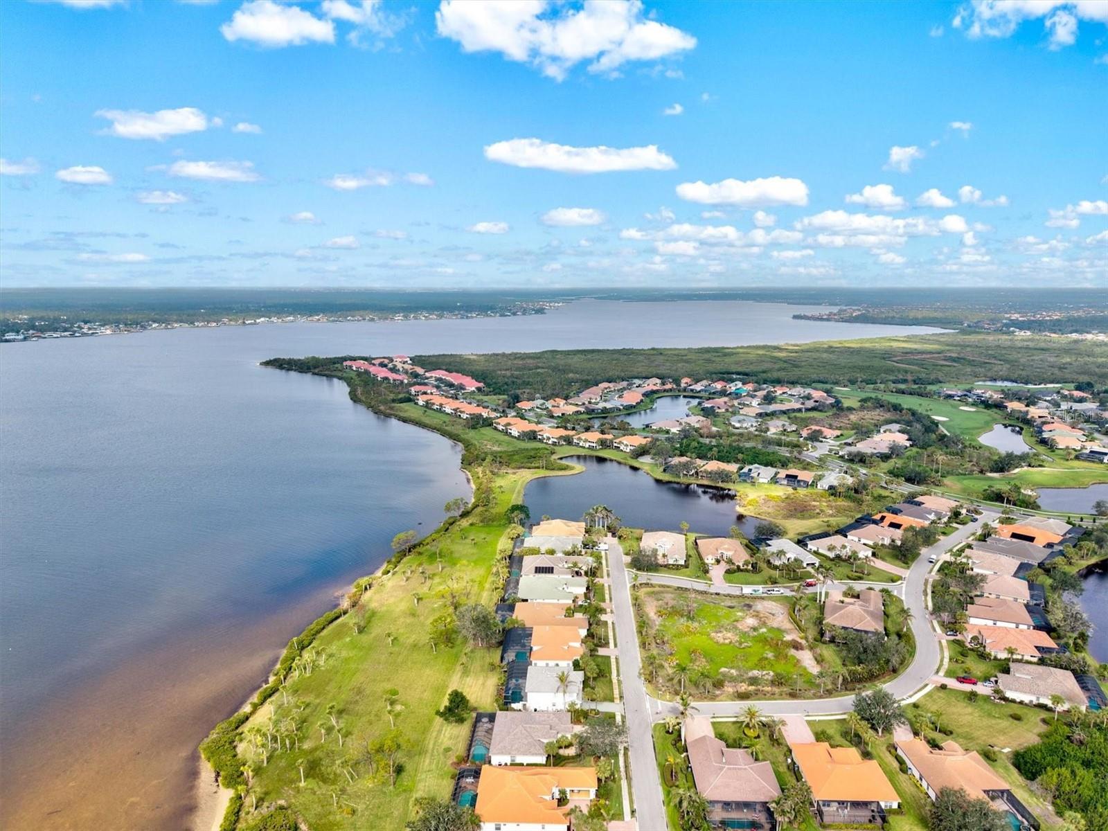 RIVERWOOD - Residential