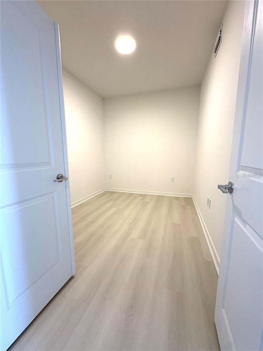 MILLENIAL PARK - Residential Lease