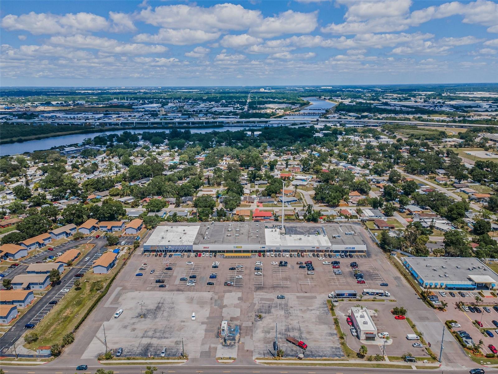 UNPLATTED - Commercial Lease