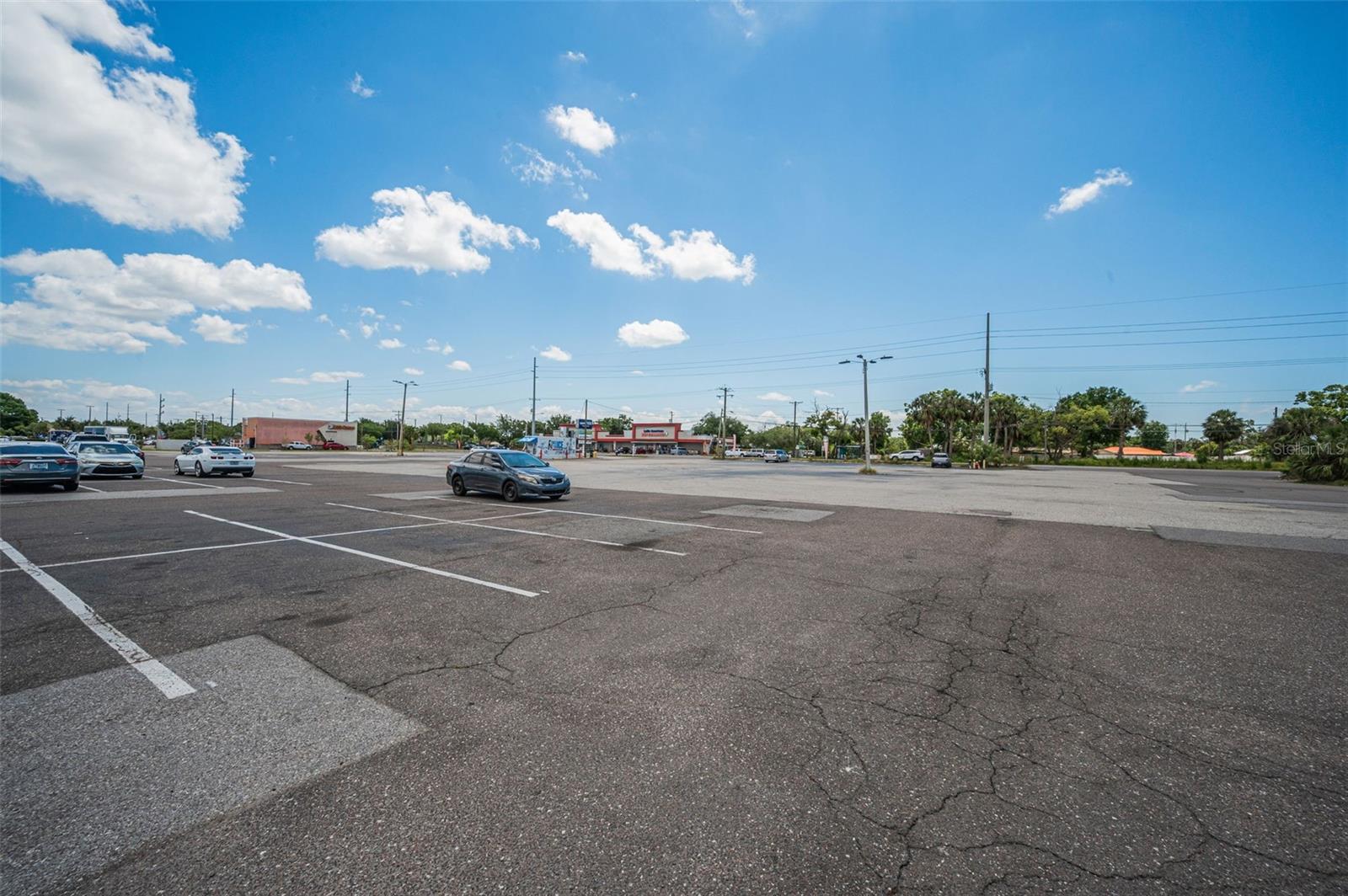 UNPLATTED - Commercial Lease