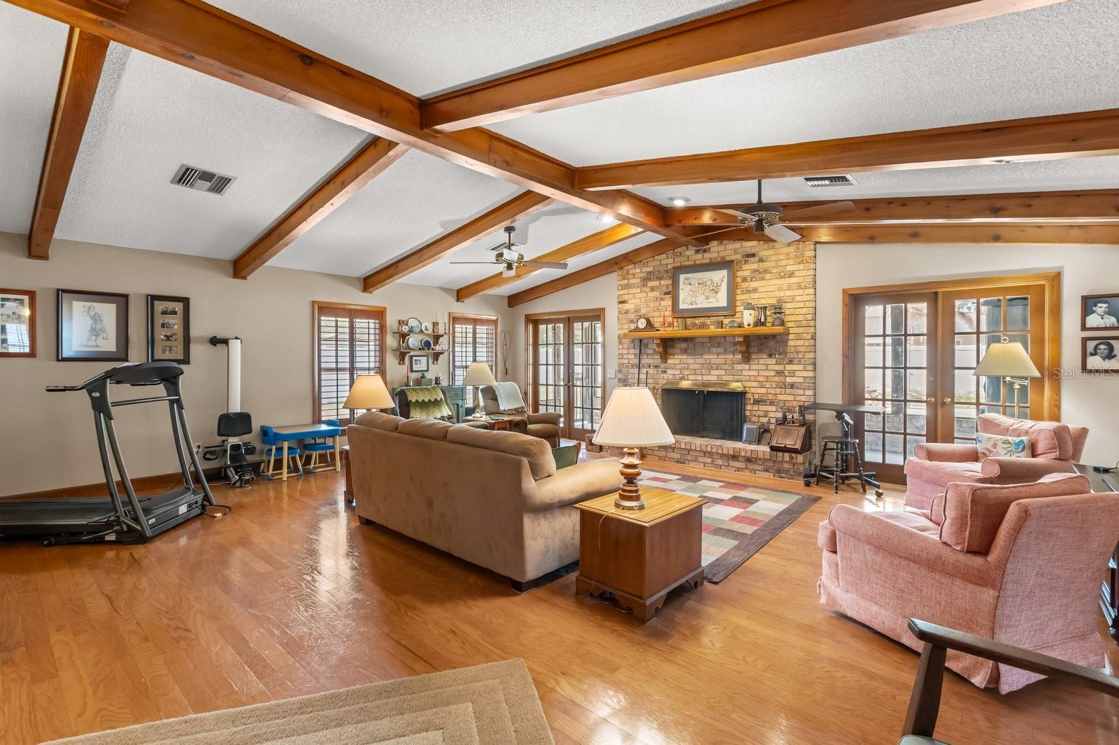 DOVER ESTATES THIRD ADD - Residential