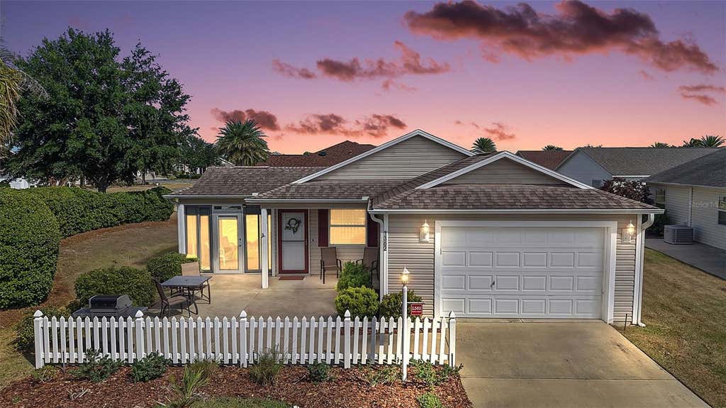 Photo of 1362 Viola Court, The Villages, FL 32163 (MLS # G5111354)