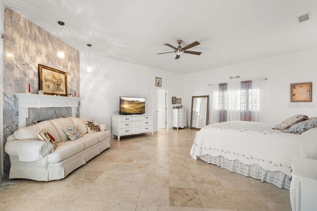 BUTLER BAY / LAKE CRESCENT RESERVE - Residential