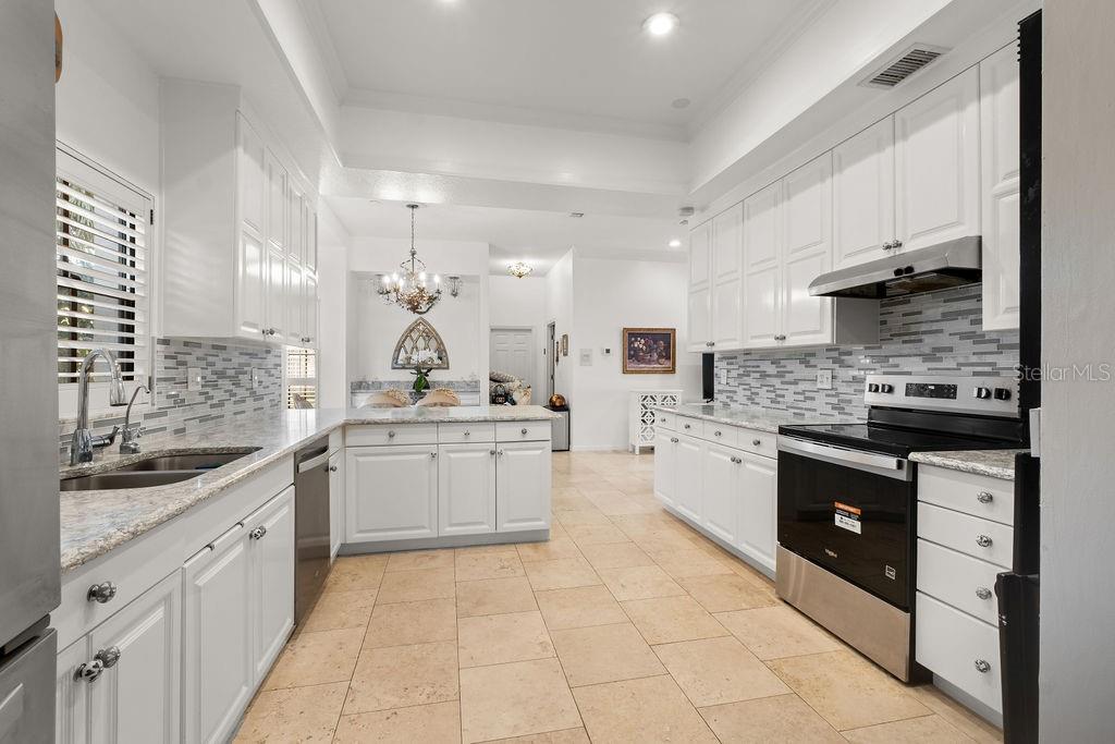 BUTLER BAY / LAKE CRESCENT RESERVE - Residential