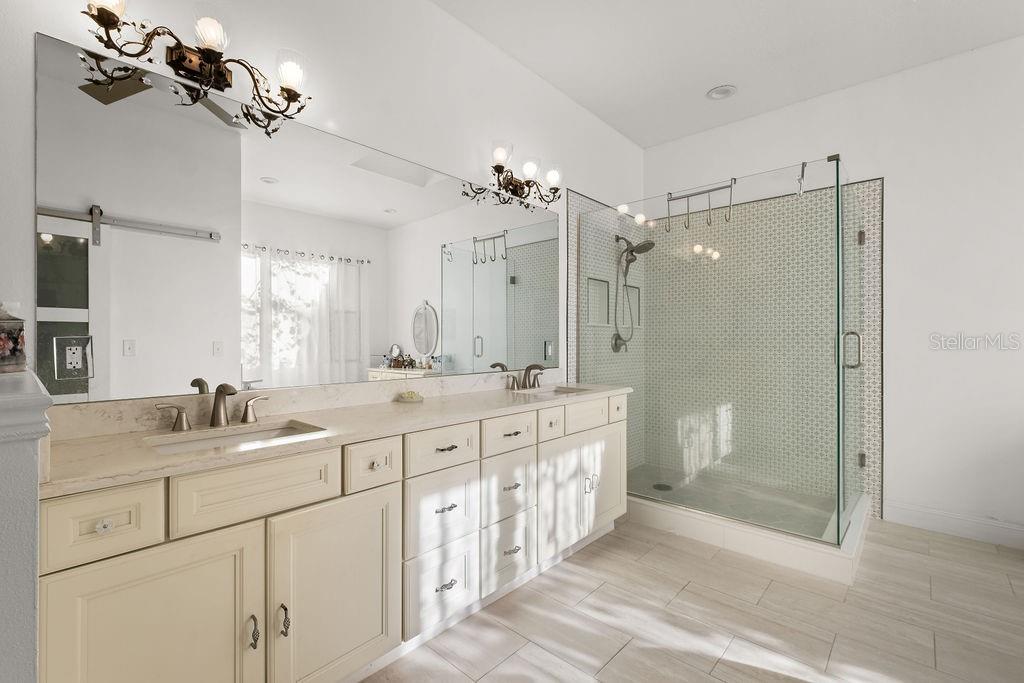 BUTLER BAY / LAKE CRESCENT RESERVE - Residential