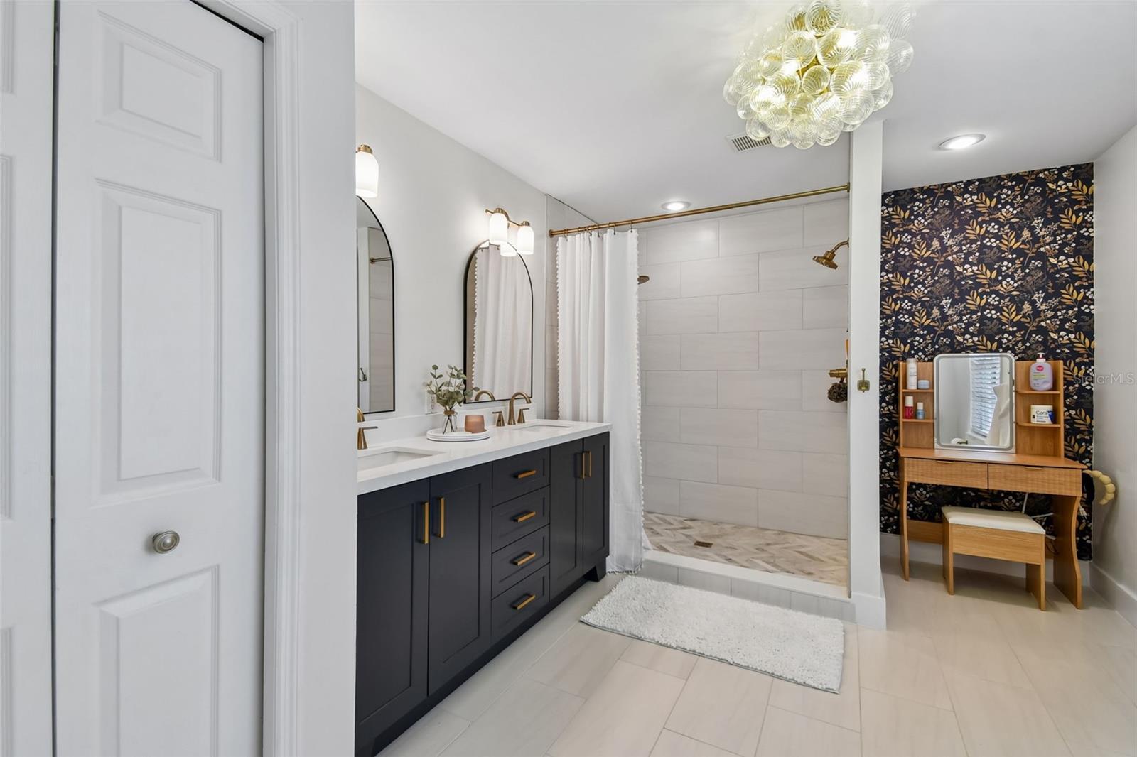 CONWAY PLACE - Residential