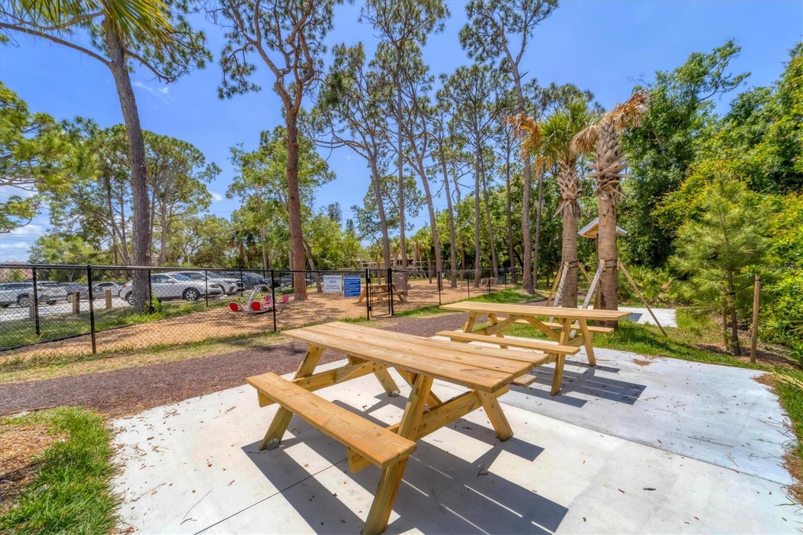 CROOKED CREEK SEC 3 - Residential