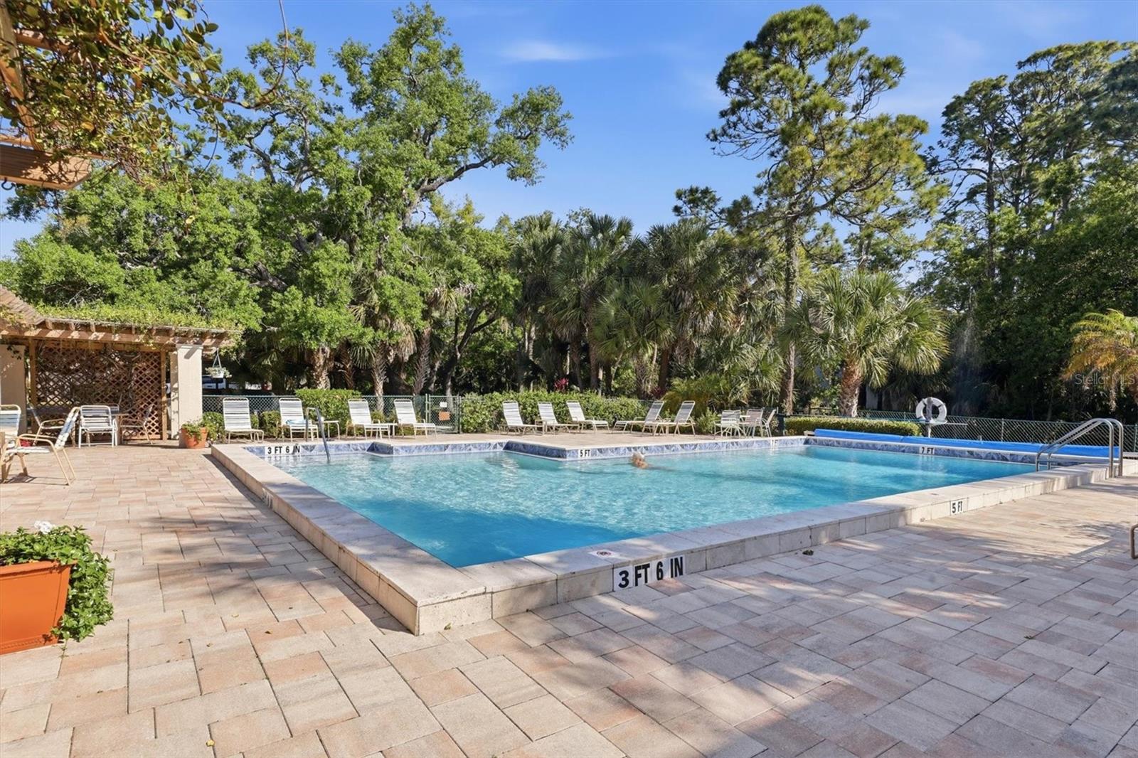 CROOKED CREEK SEC 3 - Residential