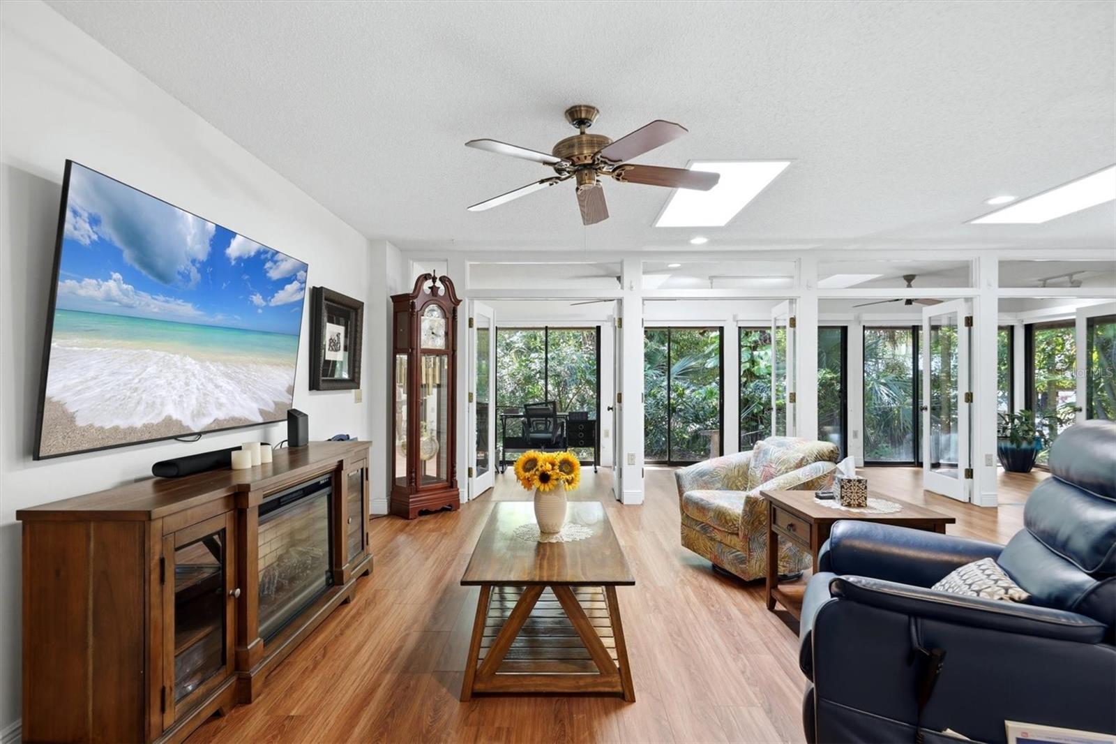 CROOKED CREEK SEC 3 - Residential