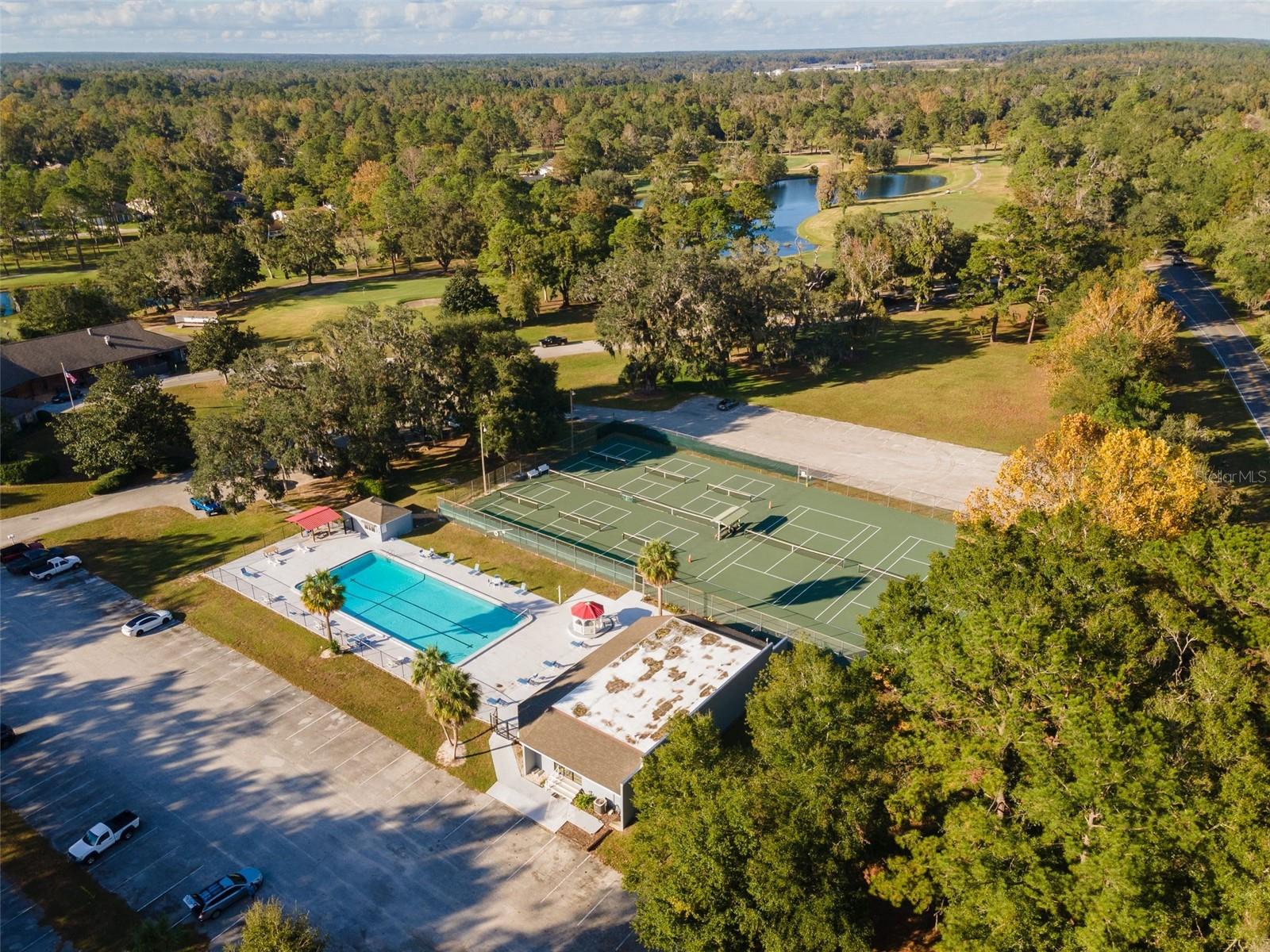 CREEKSIDE VILLAS AT TURKEY CREEK - Residential