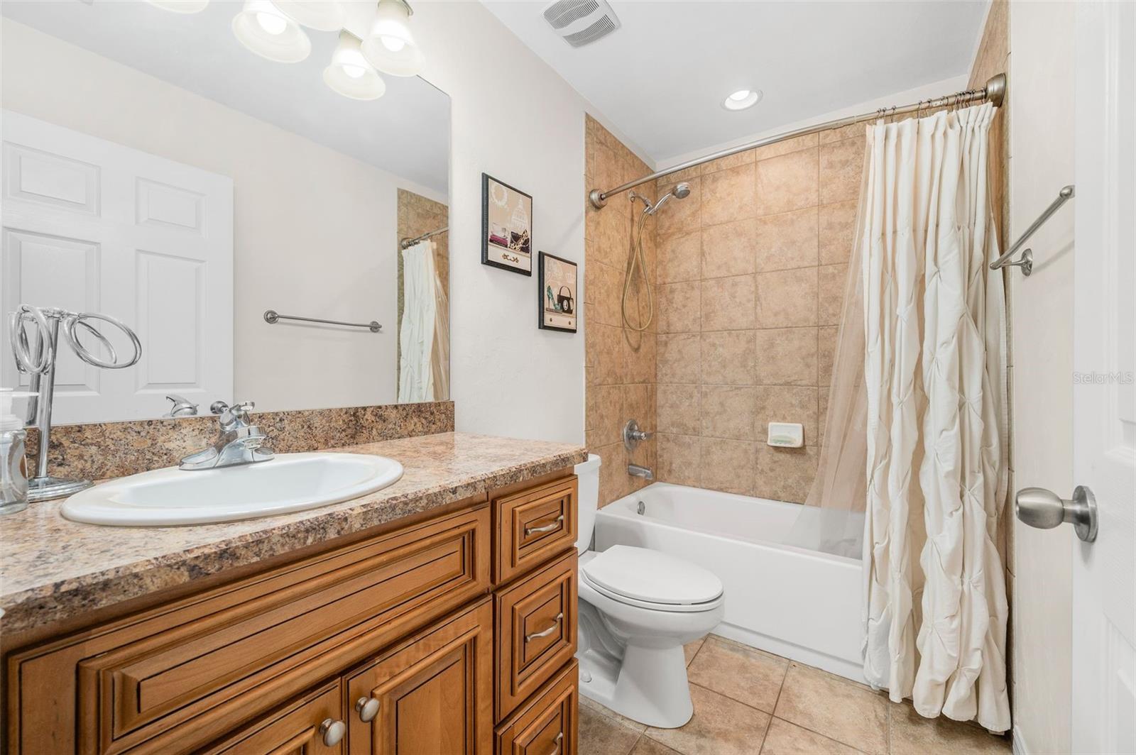 CREEKSIDE VILLAS AT TURKEY CREEK - Residential