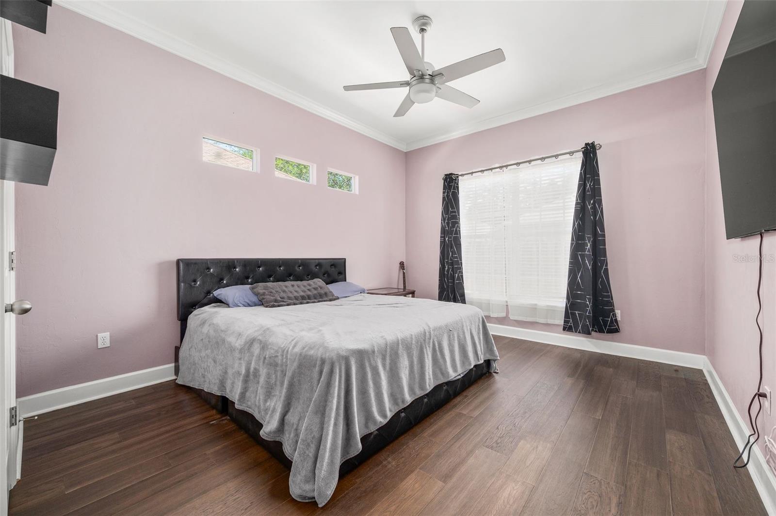 CREEKSIDE VILLAS AT TURKEY CREEK - Residential
