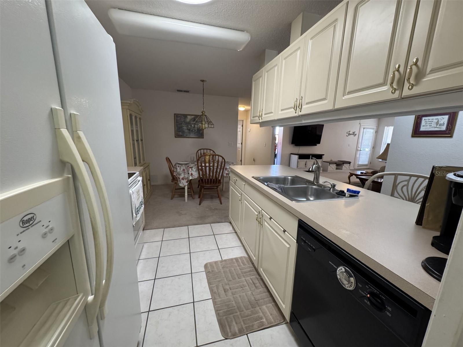 GENESIS POINT CONDOMINIUM COND BK7 PGS22 - Residential