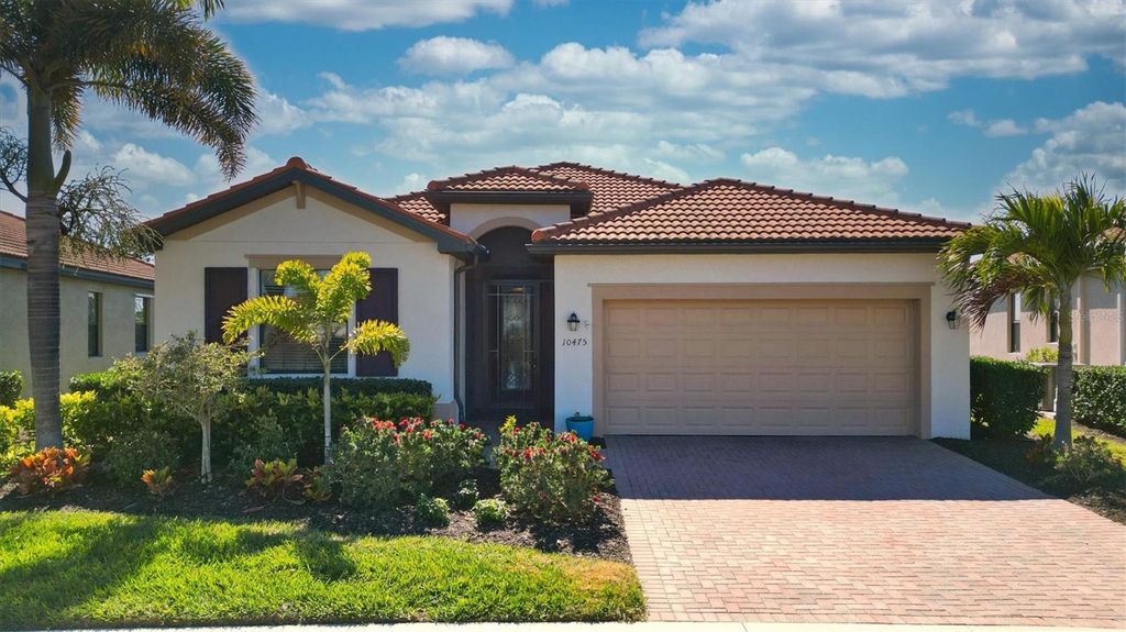 Photo of 10475 Medjool Drive, Venice, FL 34293 (MLS # N6142758)