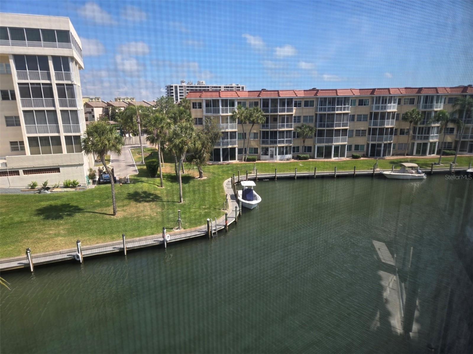 SIESTA HARBOR II - Residential