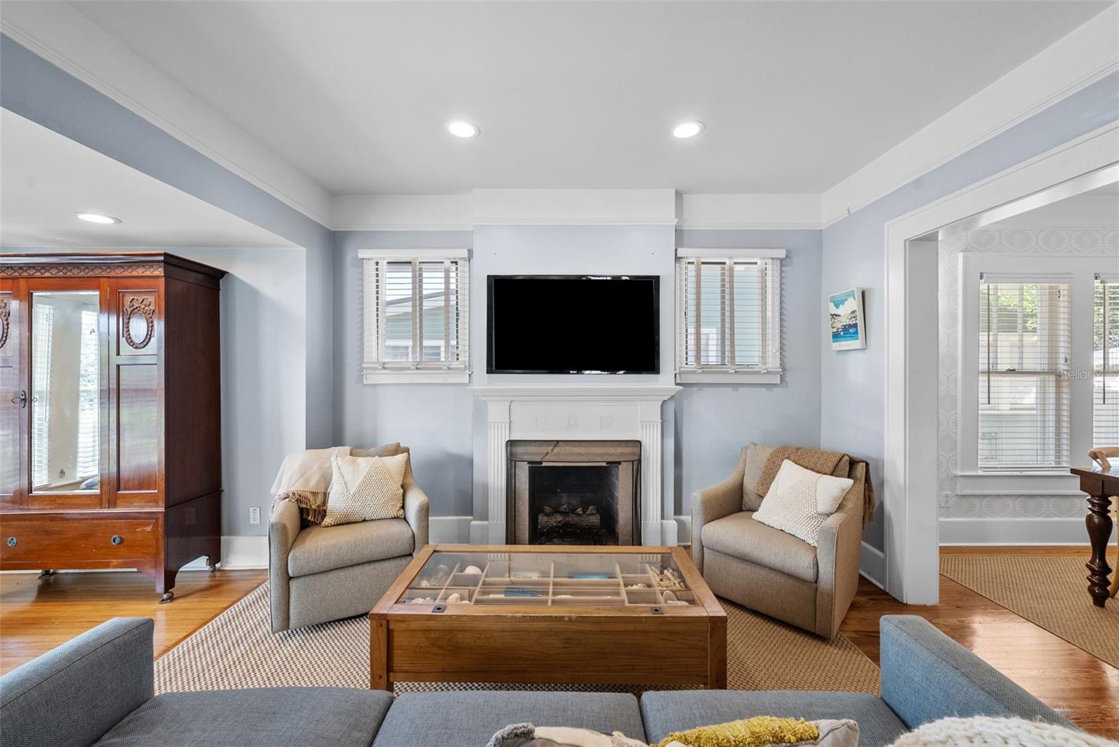 3009 W SAN RAFAEL STREET