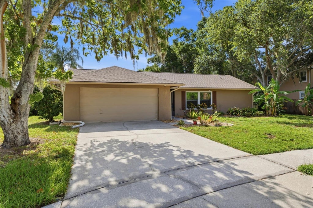 Photo of 14801 Perriwinkle Place, Tampa, FL 33625 (MLS # TB8525379)