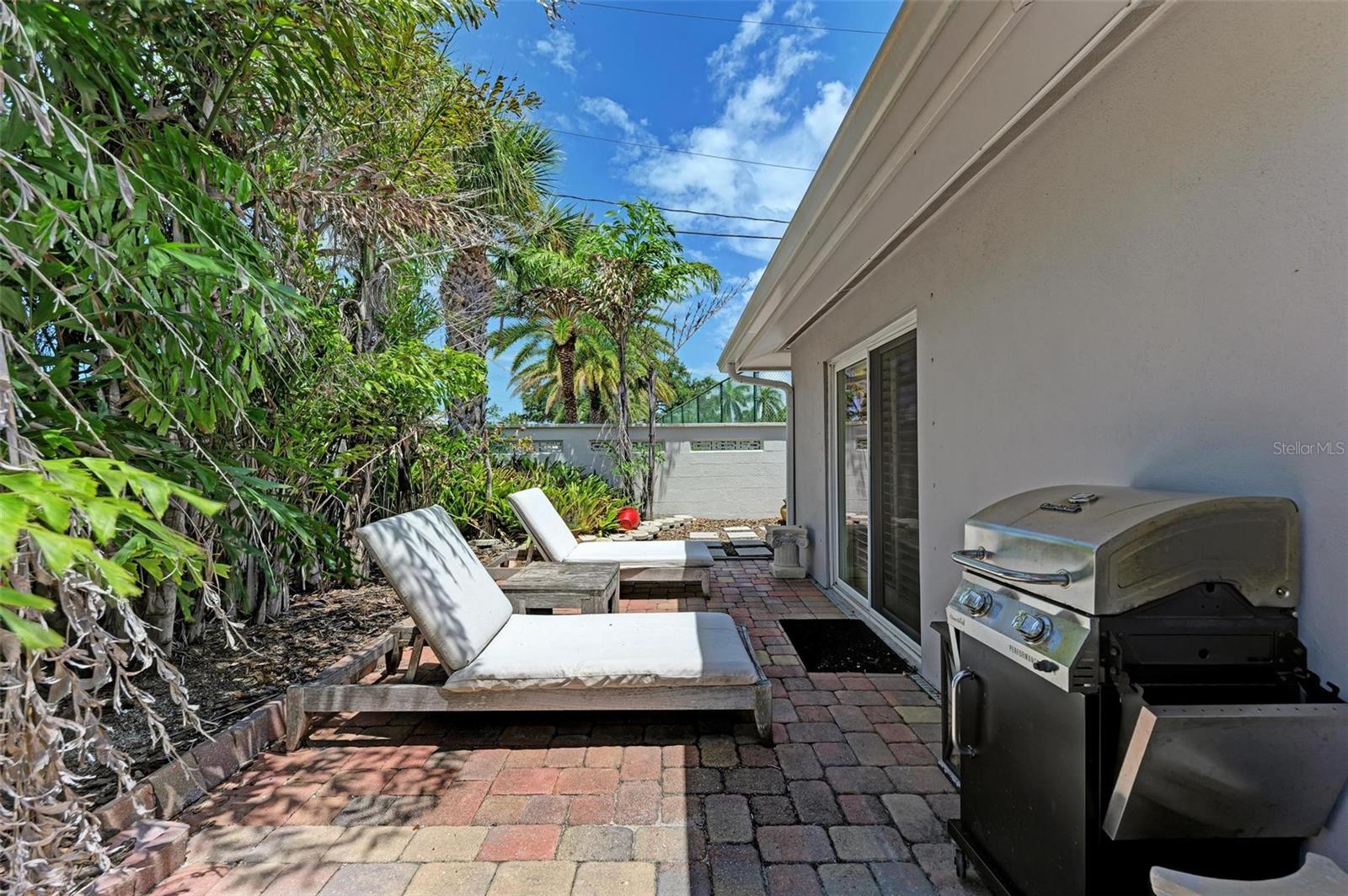 POLYNESIAN GARDENS - Residential