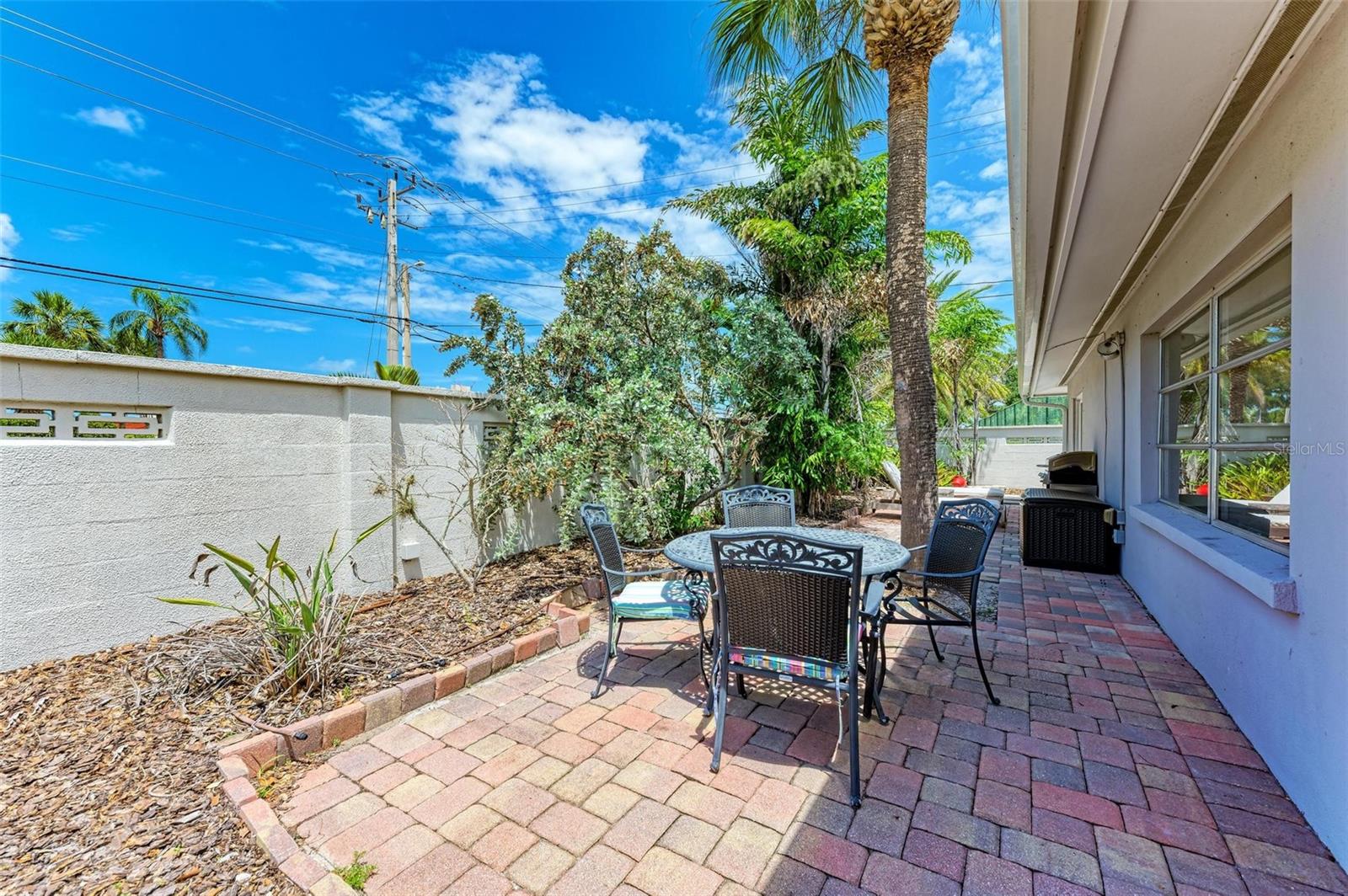 POLYNESIAN GARDENS - Residential