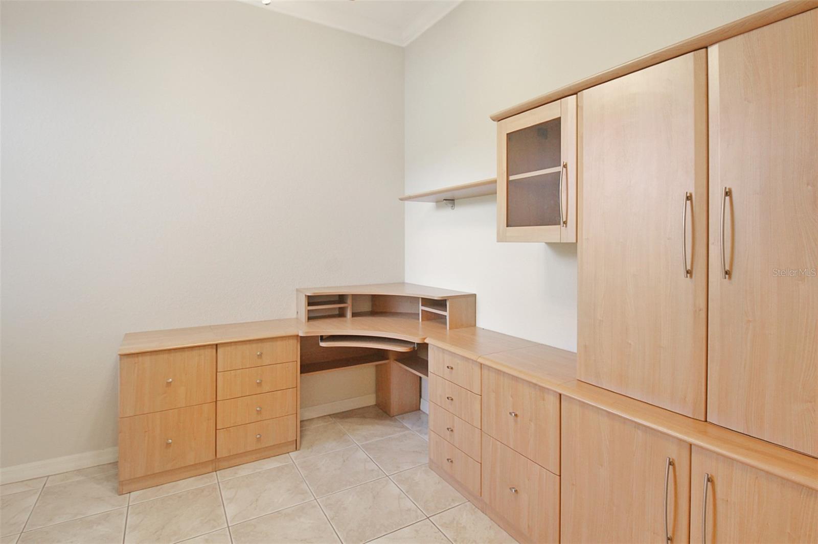 FOXBROOK PH I - Residential Lease