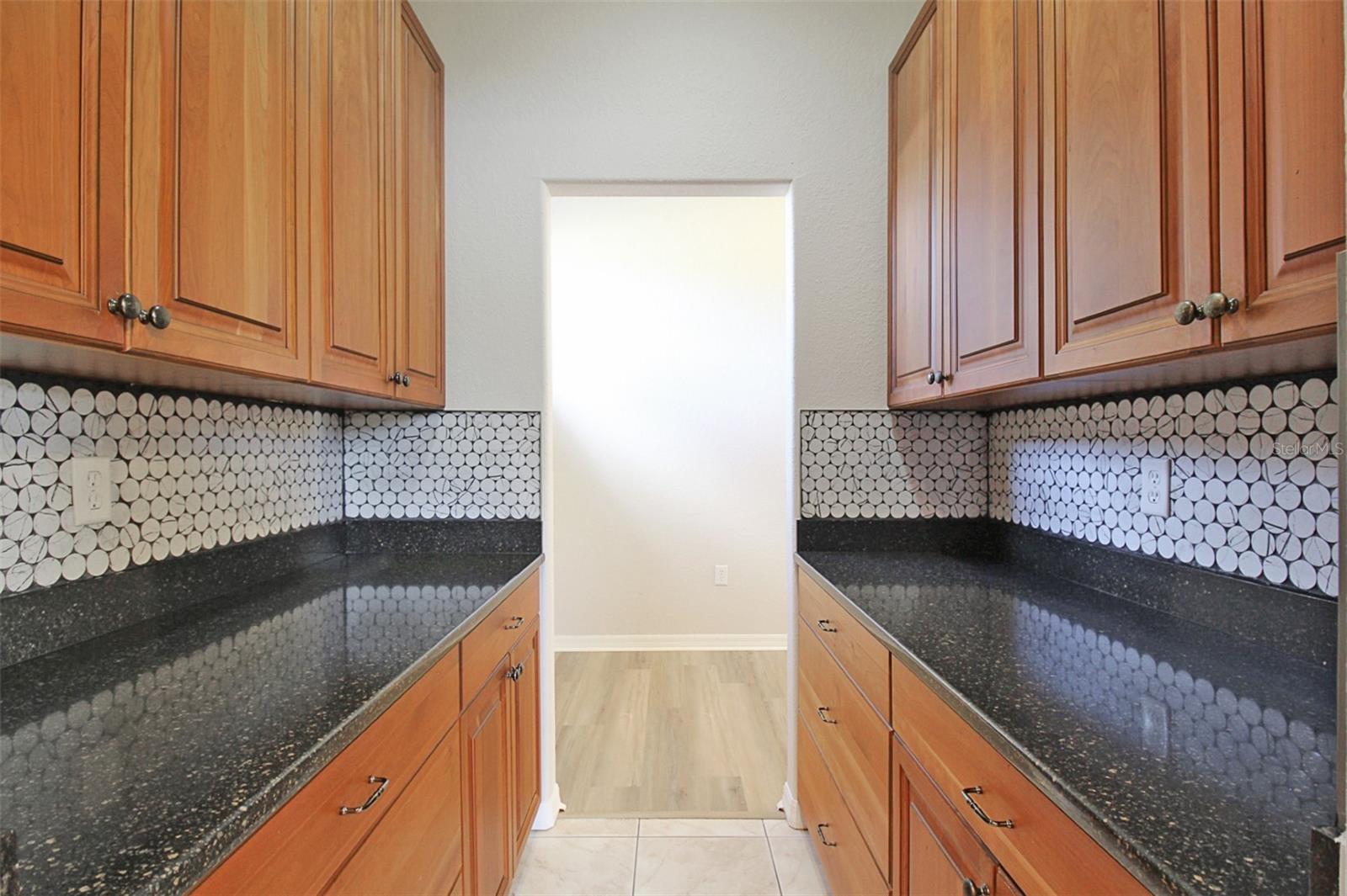 FOXBROOK PH I - Residential Lease