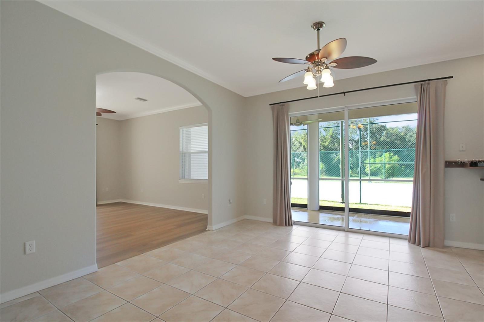 FOXBROOK PH I - Residential Lease