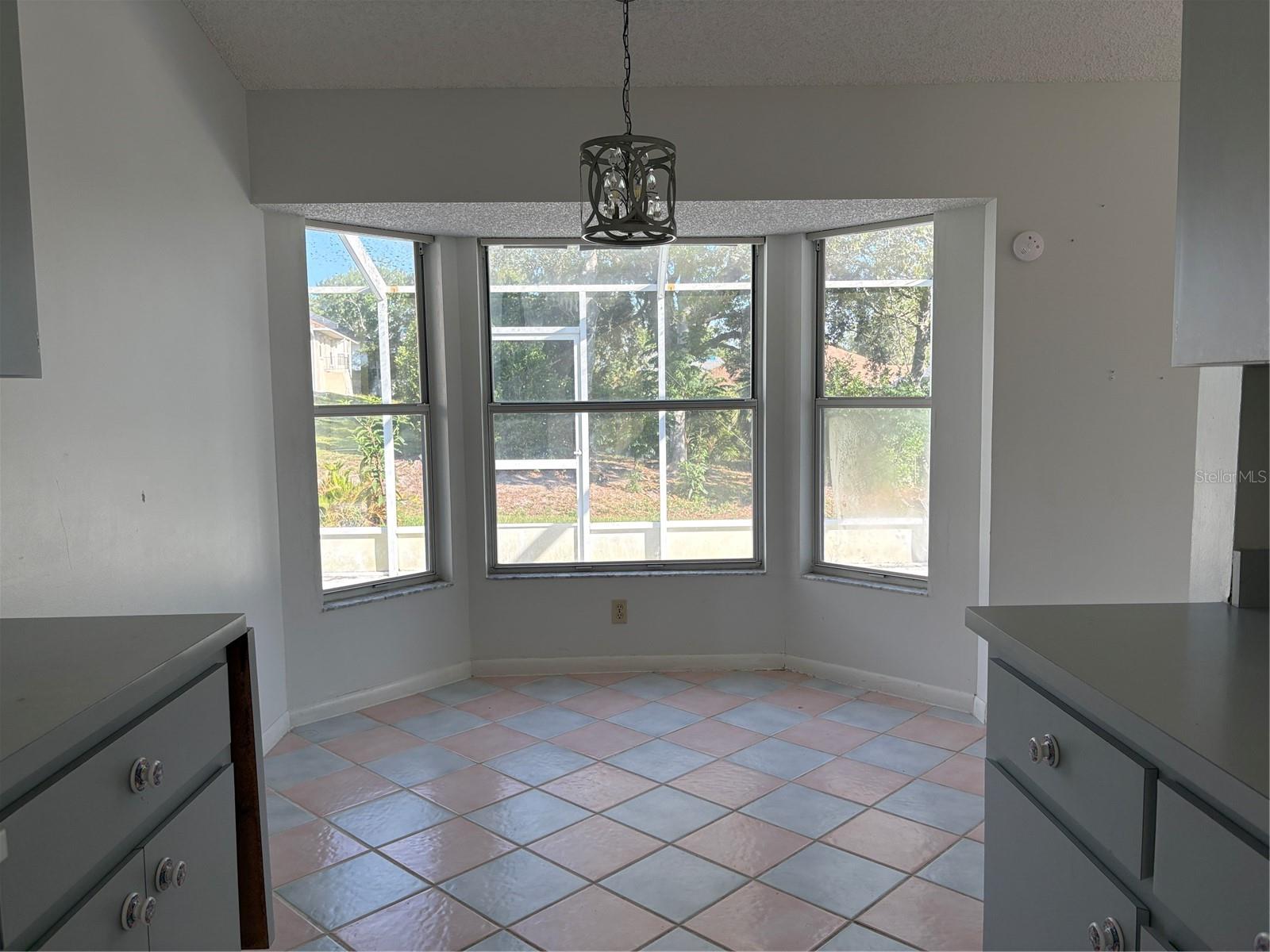 OAKWOOD VILLAGE BEVERLY HILLS PH 01 - Residential