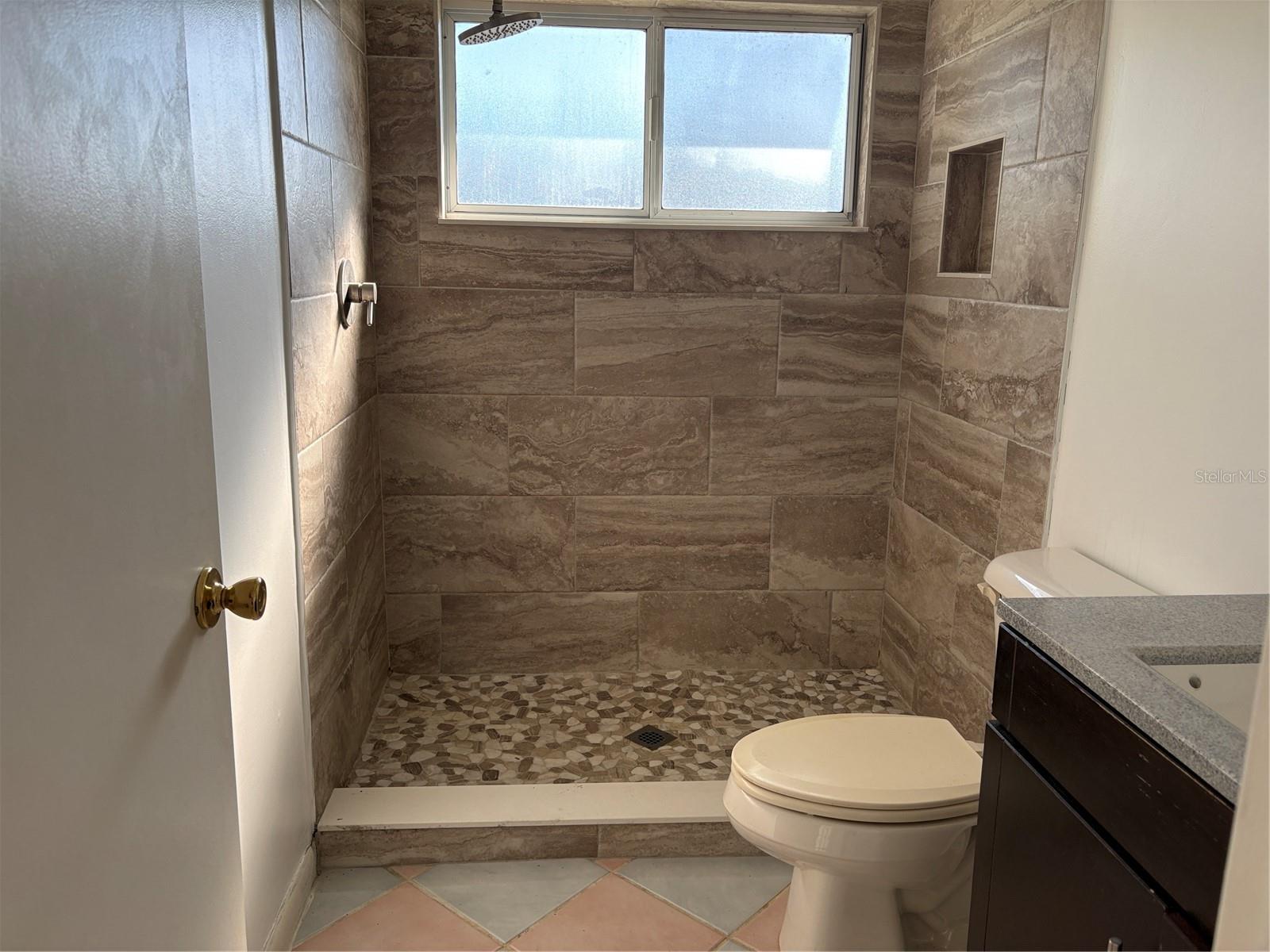 OAKWOOD VILLAGE BEVERLY HILLS PH 01 - Residential