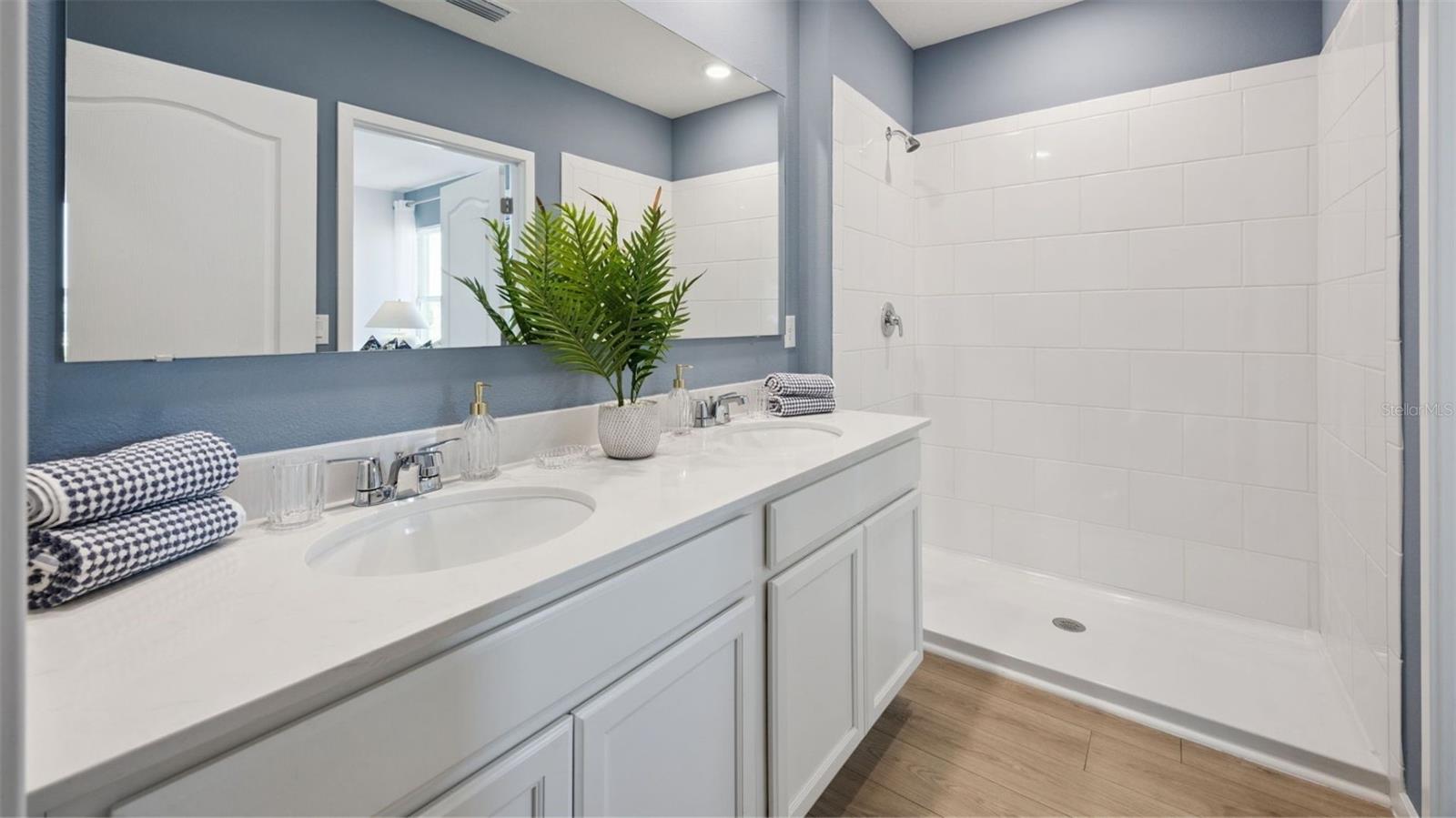 CAMPBELL CROSSING - Residential