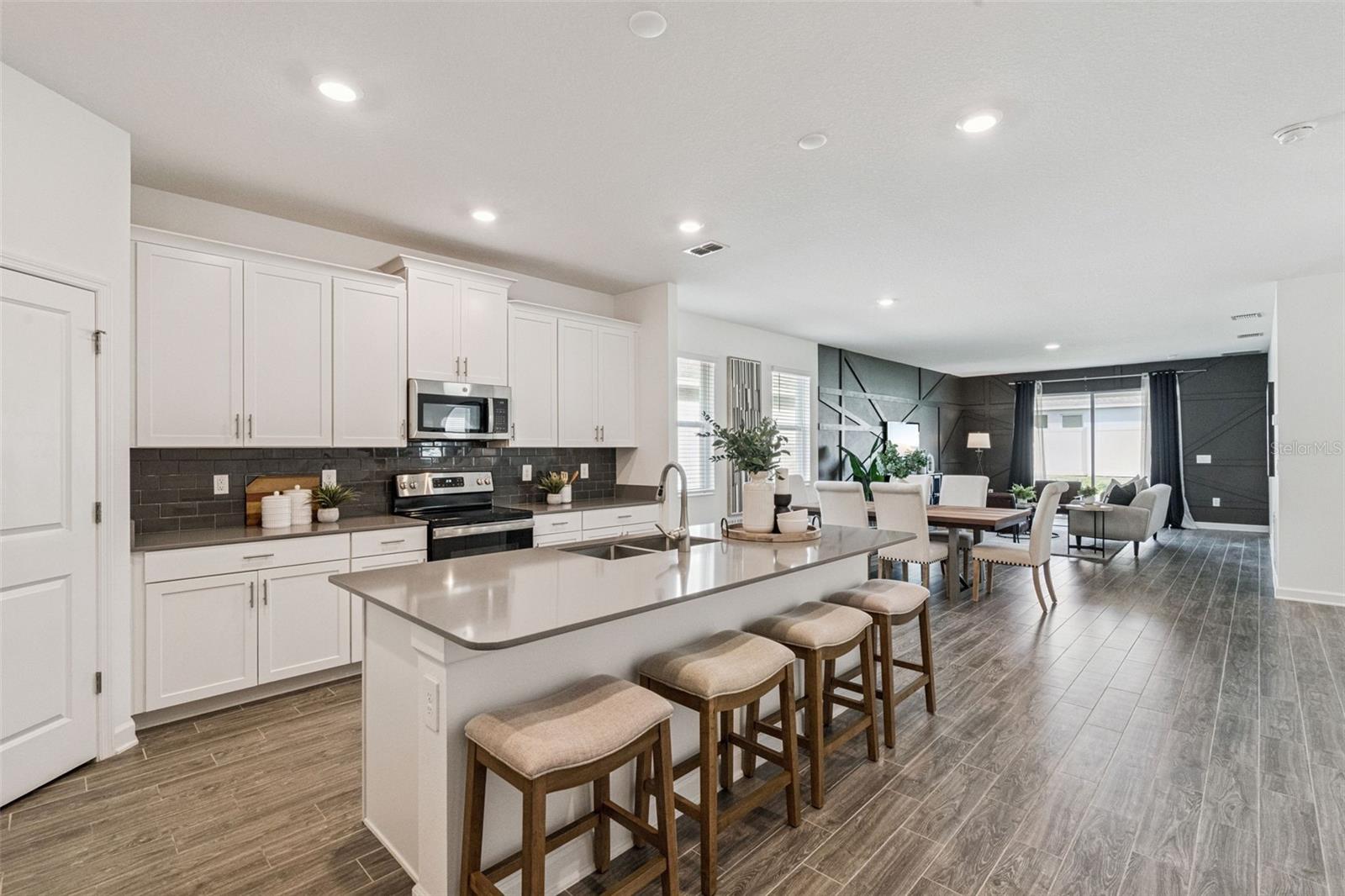 TOHOQUA PH 2 - Residential