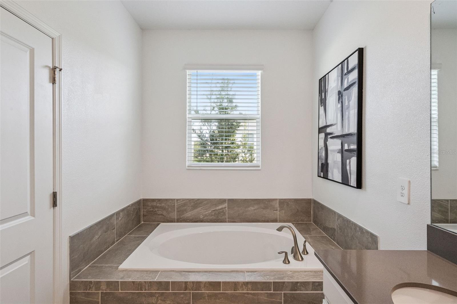 TOHOQUA PH 2 - Residential