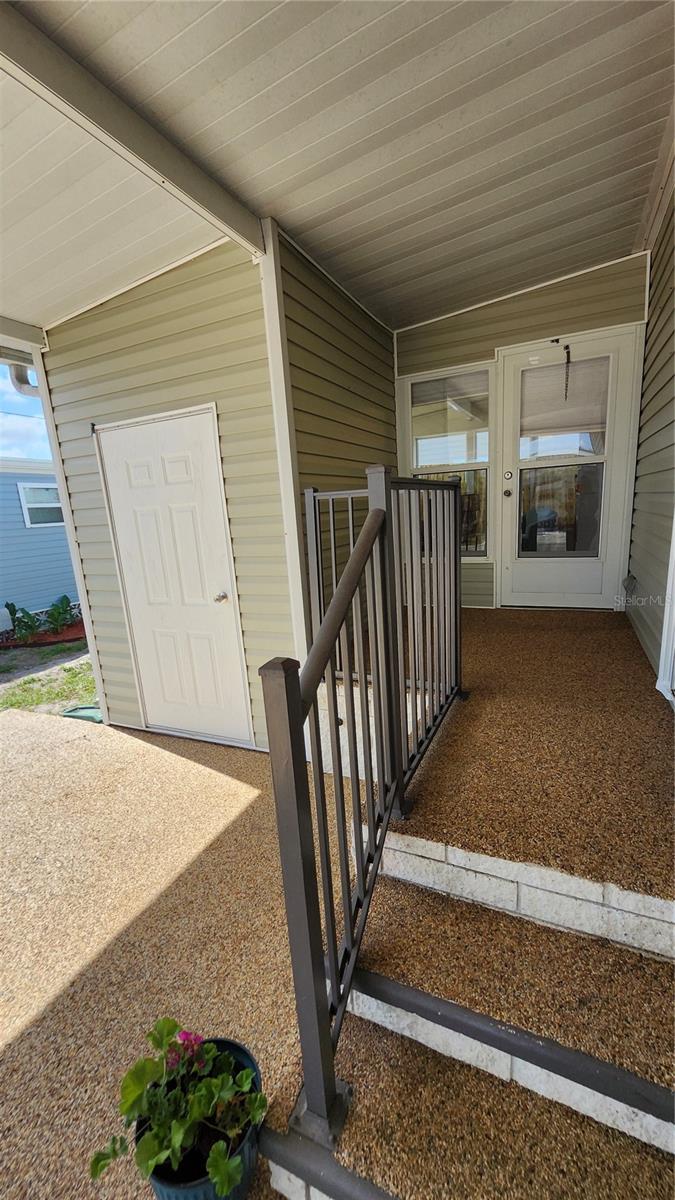 BRADENTON TROPICAL PALMS CO-OP - Residential