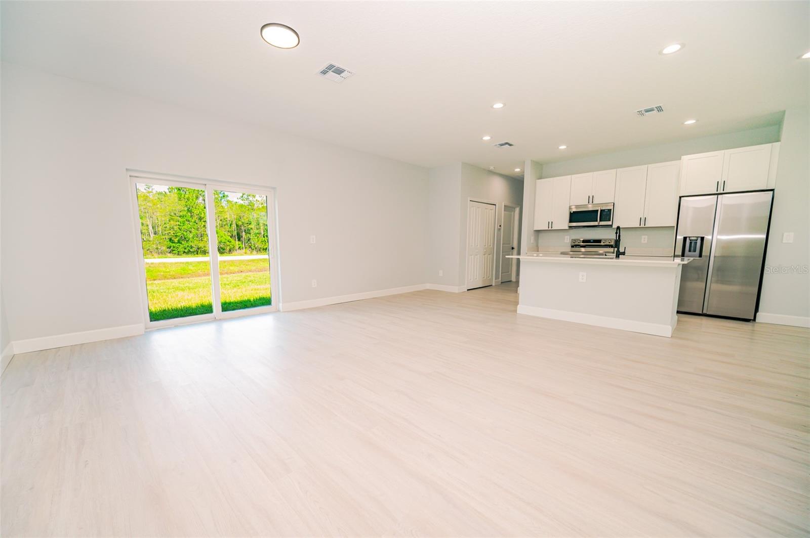 1103 SAINT TROPEZ COURT