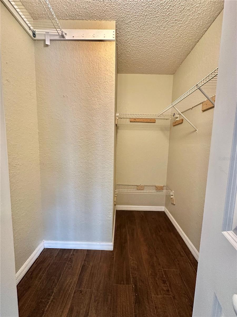 ROYAL HIGHLANDS - Residential