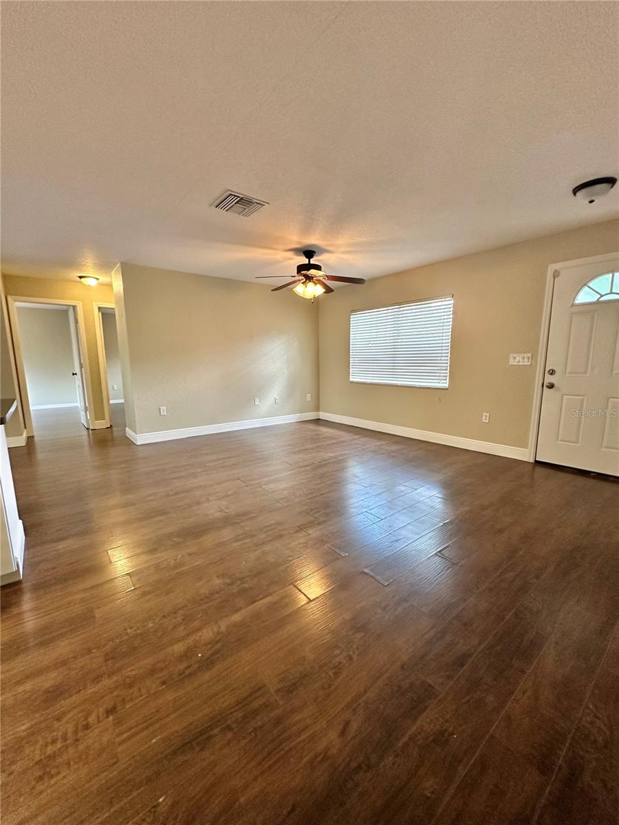 ROYAL HIGHLANDS - Residential