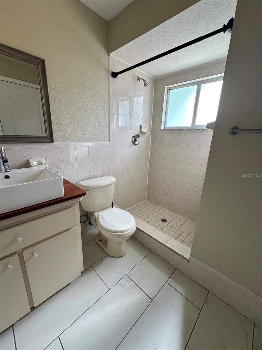 ROYAL HIGHLANDS - Residential