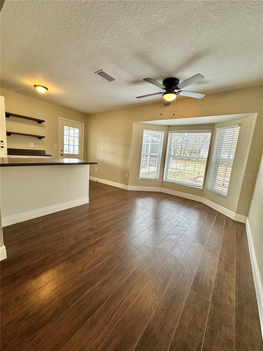 ROYAL HIGHLANDS - Residential