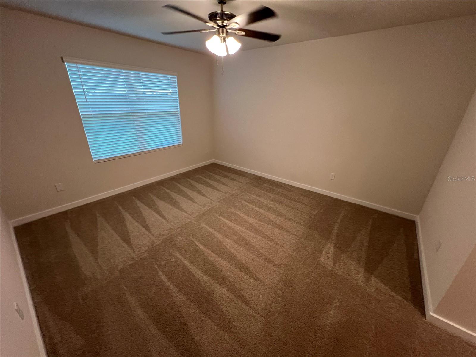 STAR FARMSPH V-SUB - Residential Lease