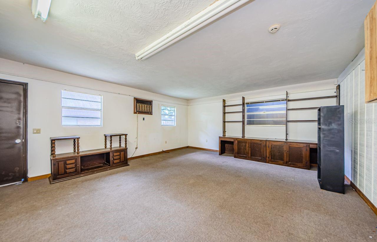 UNPLATTED - Residential