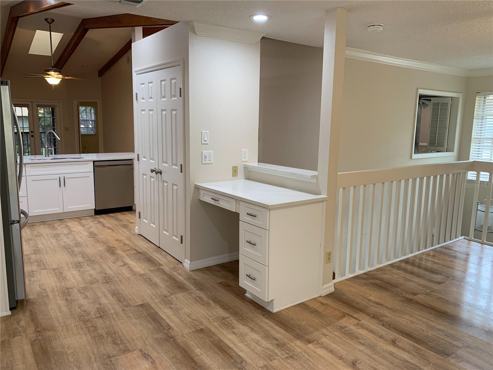 LAUREL OAKS AT COUNTRY WOODS CONDO - Residential Lease