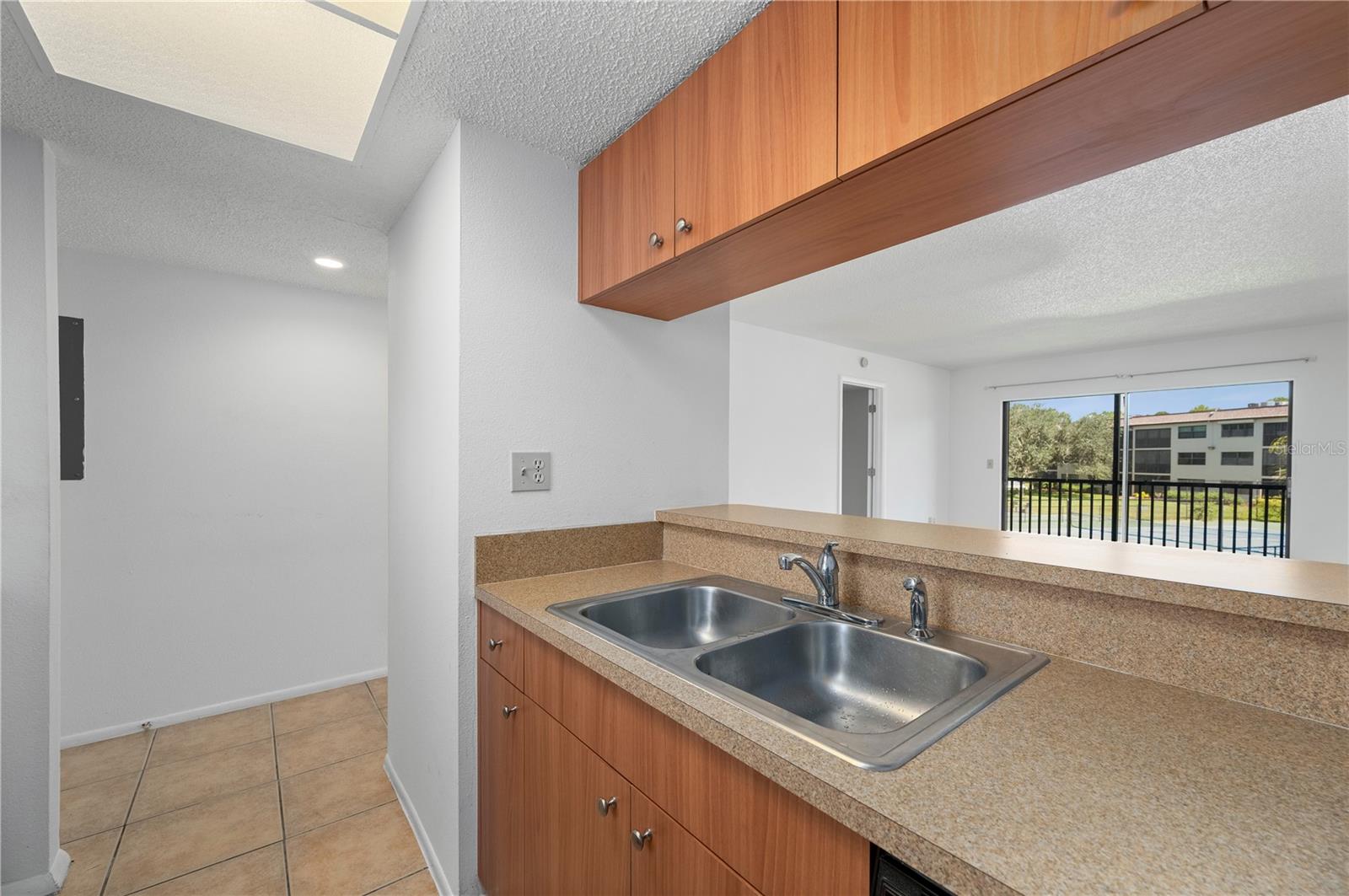 SANDHILL PINES BLDG 13 - Residential