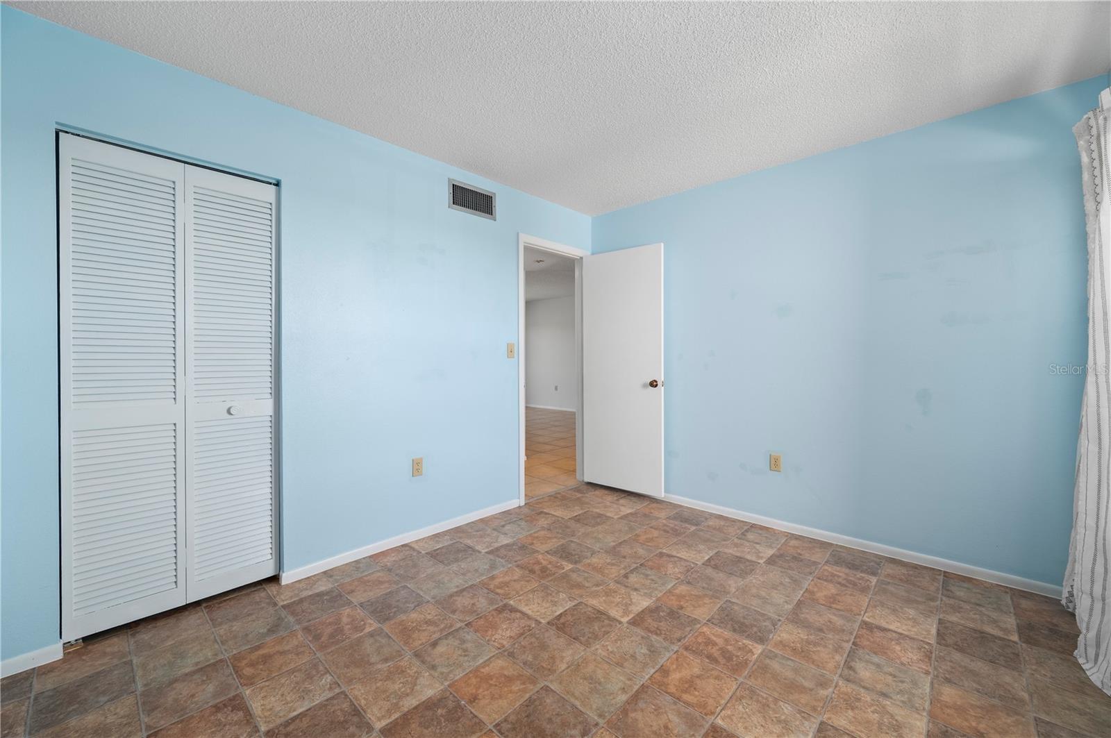 SANDHILL PINES BLDG 13 - Residential