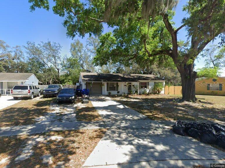 Welcome to 3501 Greenfield Ave — a bright, move-in ready home in a peaceful Orlando neighborhood. Enjoy an open living area filled with natural light, a private backyard perfect for entertaining, and easy access to local shops, schools and highways. Freshly cared for and competitively priced — schedule a showing today!