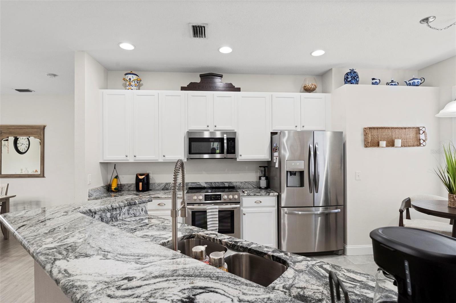 10818 ASHFORD OAKS DRIVE