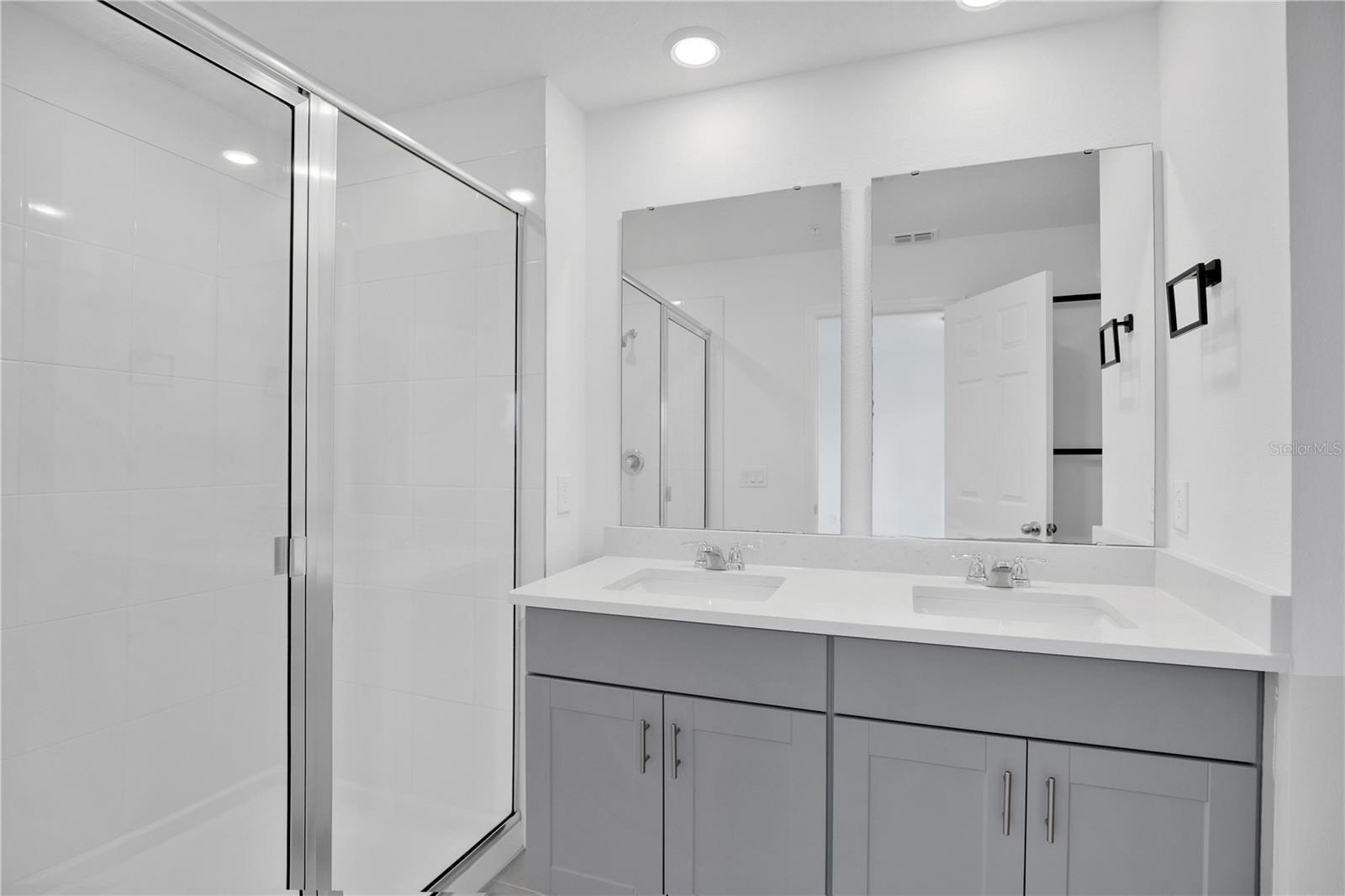 CHASE LNDG - Residential