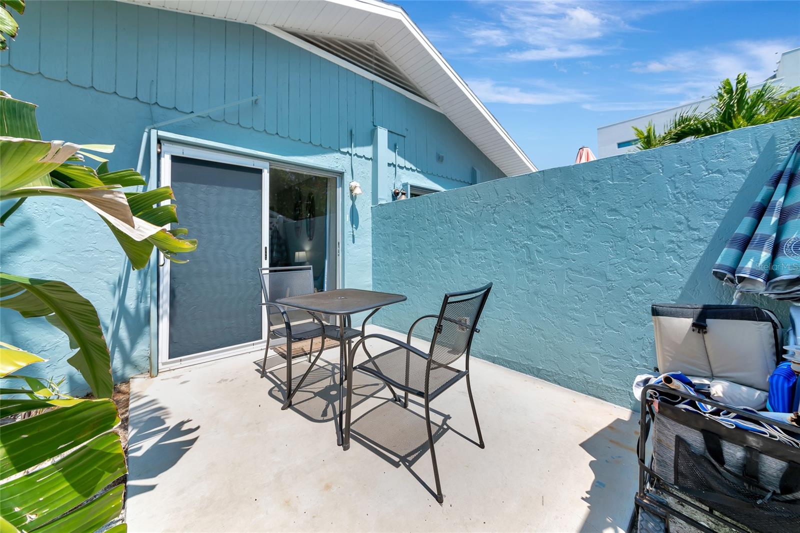 PELICAN GARDENS - Residential