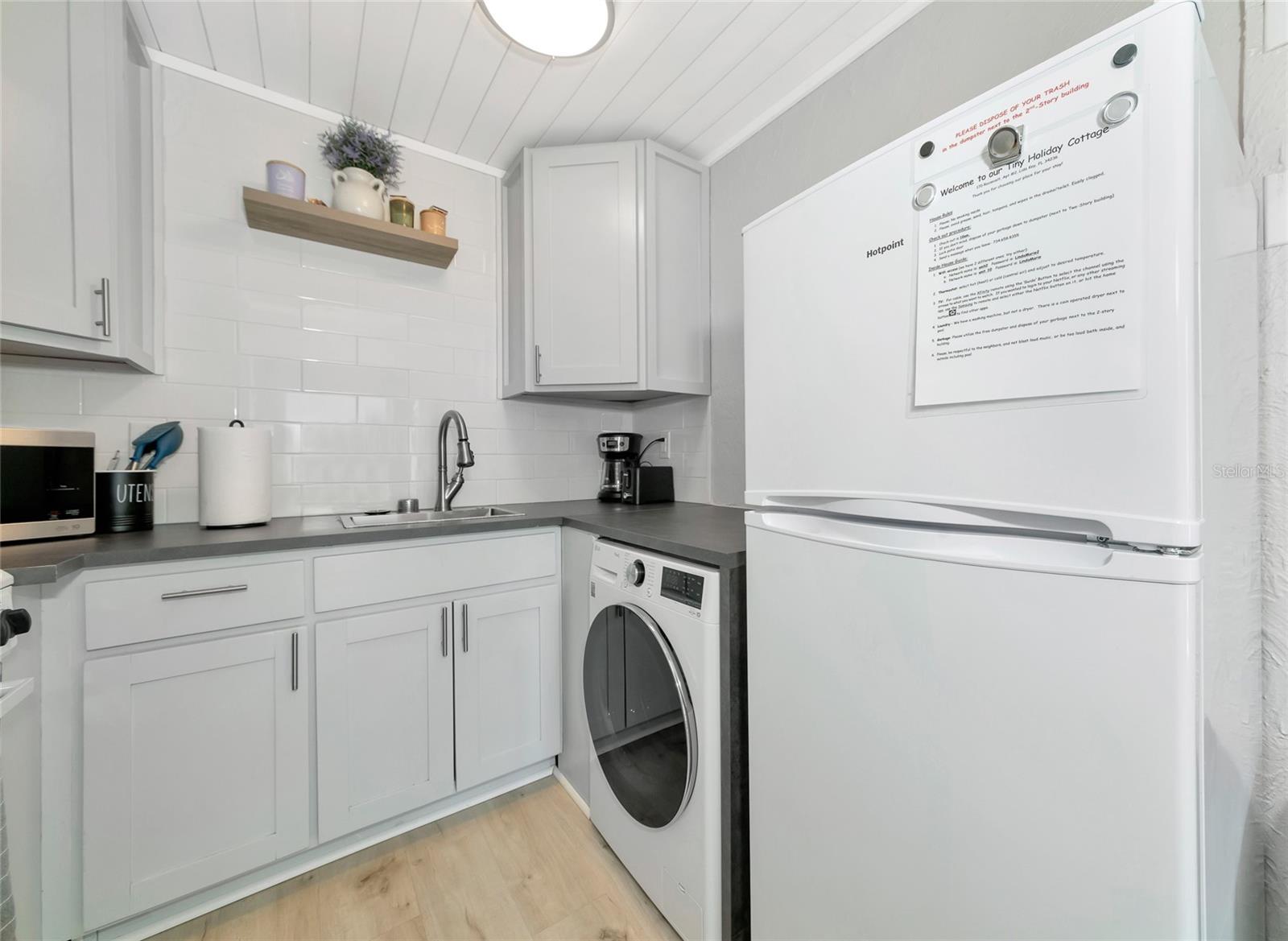 PELICAN GARDENS - Residential